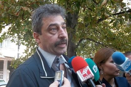 Цветан Василев: Орешарски беше сламеният премиер на Пеевски