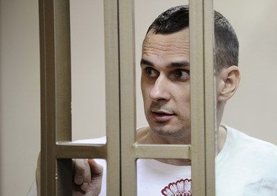 Олег Сенцов написа писмо от затвора: Оцелях след 145-дневната си гладна стачка