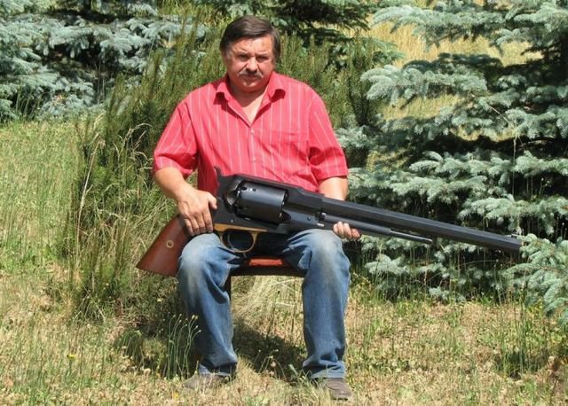 Американска лудост - купуваш гривна и получаваш безплатно патлак