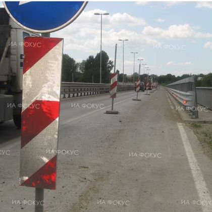 Кюстендил: Движението по път II-62 Дупница – Клисура от км 42 до км 59 се осъществява в една лента в отделни участъци поради рехабилитация на пътното платно