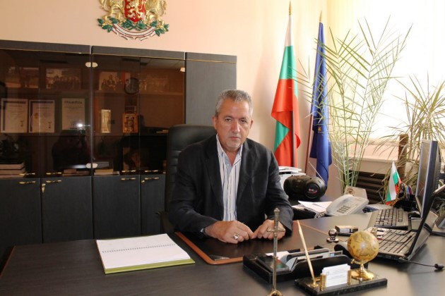 Сливен: Областният управител Чавдар Божурски изпрати поздравителен адрес до участниците в Отчетната сесия на Областното събрание на БЧК