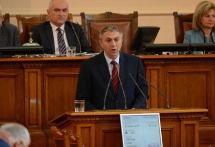 Карадайъ укори Симеонов за Асеновград: Пожар не се гаси с бензин!