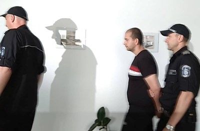 Готвачът, опитал да изнасили сервитьорка, нападнал друга жена с нож