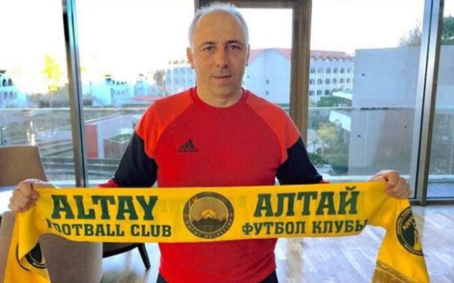 Официално: Илиан Илиев подписа с казахстански отбор