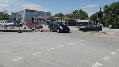 Ремонт бави движението до Лаута