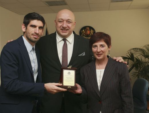 Кралев награди Дизела за рекорда на 