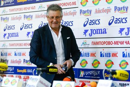 Локо Сф все още удря на камък за нови спонсори