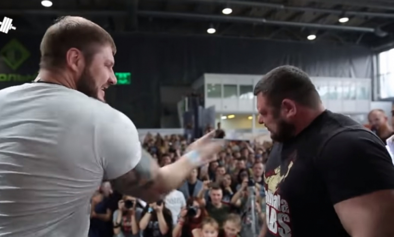 И това е спорт! В Русия си удрят шамари, феновете се радват (ВИДЕО)