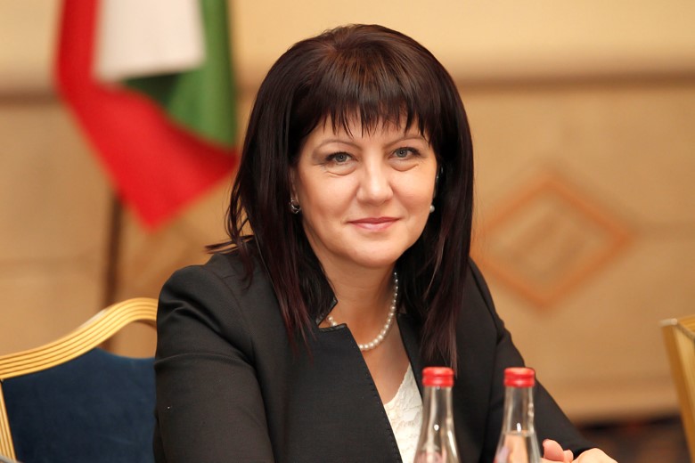 Председателят на парламента Цвета Караянчева ще участва в честванията по повод 100-годишнината от първото заседание на Националния парламент на Р Ирландия