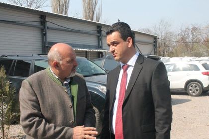 С нова технология за производство на контейнерни фиданки ЮЗДП възстановява увредени гори от НАТУРА 2000