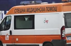 Две коли се нанизаха една в друга край Добринище