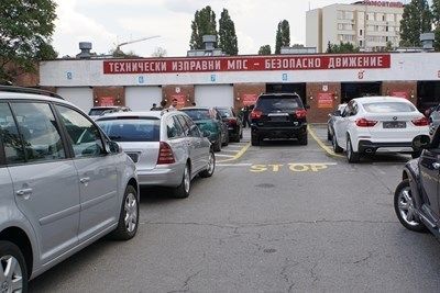 Съюзът на вносителите на коли: Увеличение от 9 лв. данък за кола, купена през 1994 г., не е голямо