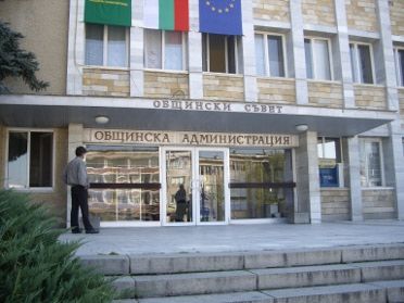 Свикват извънредна сесия на Общинския съвет в Панагюрище