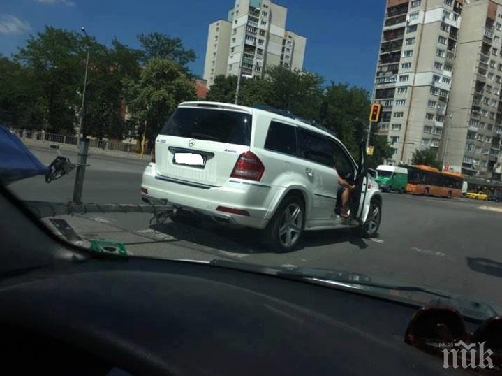 Кървава свада с брадва и бухалка в Равда: Бял джип засече софиянец, тръгнал на плаж с цялото си семейство