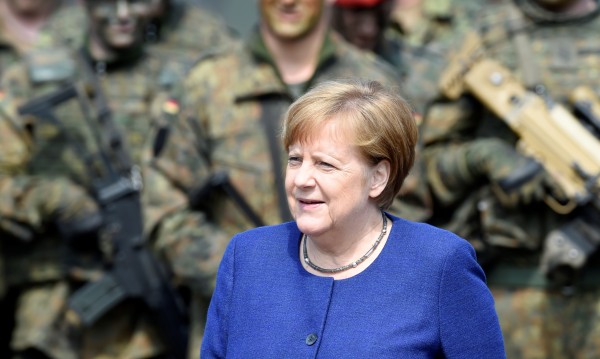 Меркел била взела правилното решение за бежанците