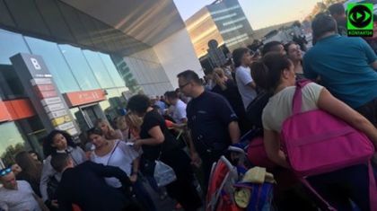 Паника на летището във Варшава, евакуират 750 души заради съмнителни раници