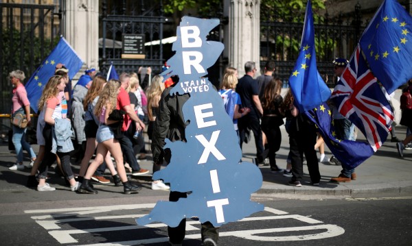 41 500 българи вече искат на Острова след Brexit