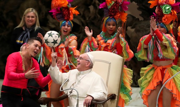 Папата: По-добре атеисти, а не лицемерни християни!