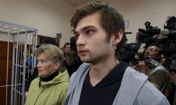 Условна присъда за блогър, ловил покемони в... руска църква