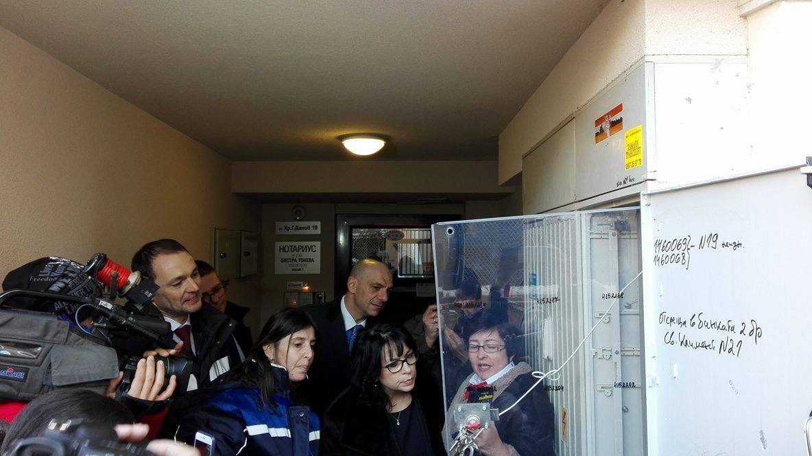 Министър провери тока на пловдивчани
