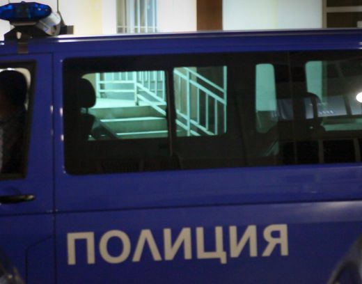 Четирима маскирани нападаха, простреляха и ограбиха бизнесмен в Пазарджик