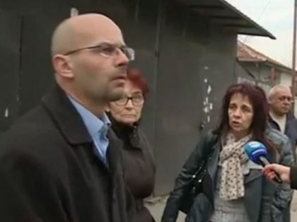 Шофьорът с влаченото куче на теглича не бил убиец, просто го забравил (ВИДЕО)