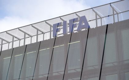 И Великобритания се намеси в корупционния
скандал във ФИФА