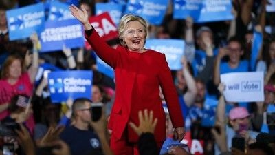 Гражданска война сред Демократите след загубата на Хилари