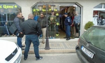 Полиция нахълта в ромския квартал на Хасково