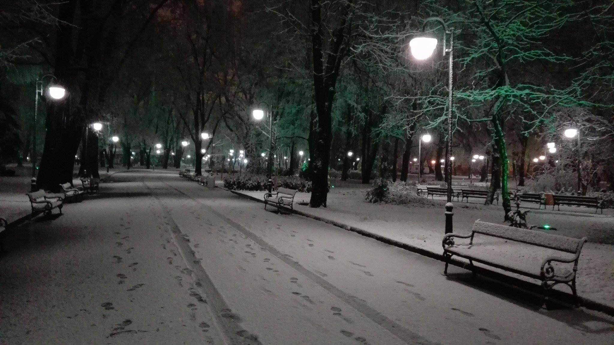 СТРАХОТНИ СНИМКИ: Снежна приказка, майна