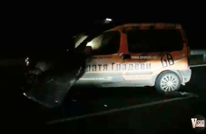Тежка катастрофа на АМ Тракия в празничната вечер! ТИР помля миниван! ВИДЕО