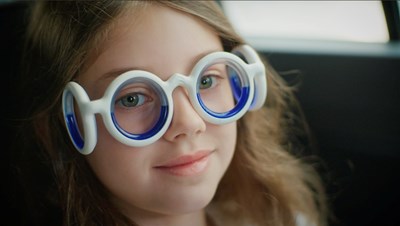 Очила срещу прилошаване в колата!