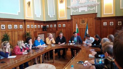Сменят имената на спирките в края на годината