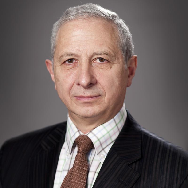 Проф. Огнян Герджиков: Умението да съчетаваш ученето с веселието е една от тайните в живота