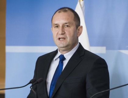 ЕК анализира искането ни за още пари за границата