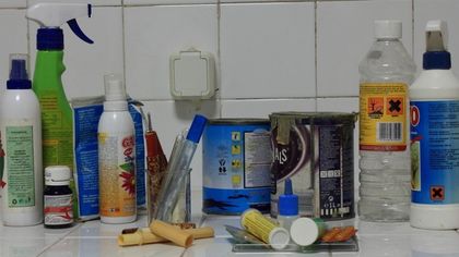 Събират опасни отпадъци в