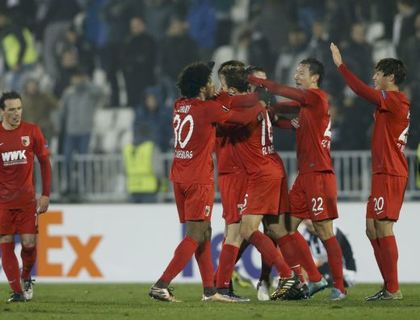 Силната серия на Аугсбург продължава