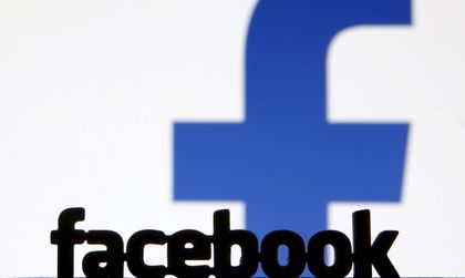 Вандали атакуваха сграда на Facebook в Хамбург
