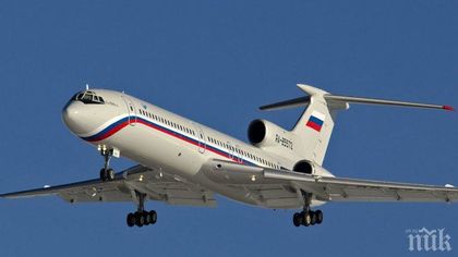 Руски пътнически самолет кацна аварийно заради горящ двигател