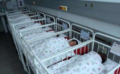 Близнаци в САЩ, родени през минути, но в различни години