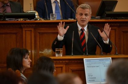 ДПС изригна срещу Москов: Мислим за вас като за бивш министър