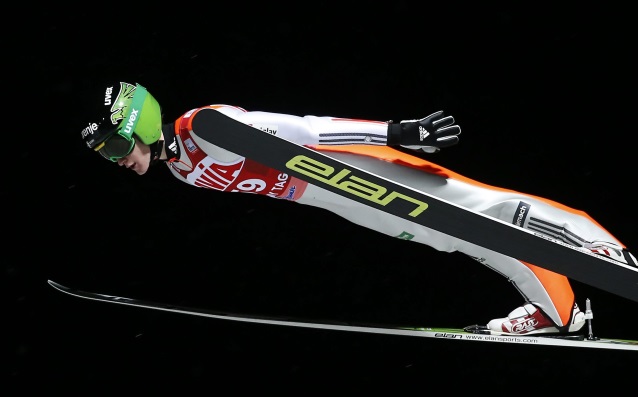 Петер Превц спечели втория кръг от световната купа по ски-скок