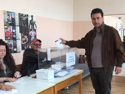 Димитър Георгиев влиза в парламента с ефекта 10/10