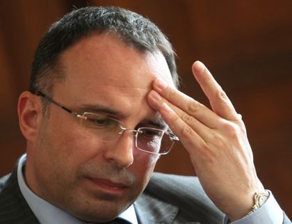 Министър изрева от бюрокрацията