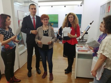 Бургас: Кметът Димитър Николов награди участниците в пленер, посветен на Деня на Европа
