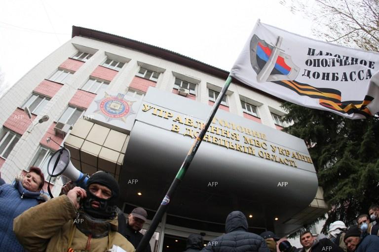 „Московский комсомолец“: Около 86% от населението на Донбас иска руски паспорти