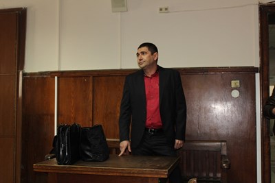 Съдът отмени домашния арест на Лазар Влайков, пусна го срещу 8 000 лв.