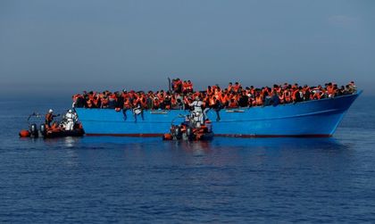 Три пъти по-малко мигранти стигнали Европа по море
