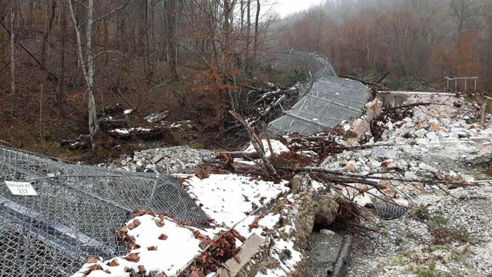 Съоръжението край Малко Търново е съборено заради падналите дъждове
