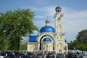 Църква, спортна зала и младежки център от Пловдив се борят за „Сграда на годината“